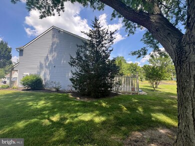 8 Witherspoon Ct, East Windsor, NJ 08520 - photo 4