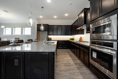 32108 Park Plains Dr, Conroe, TX 77385 - photo 6