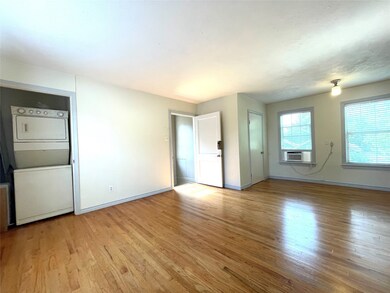 1127 Walling St unit 3, Houston, TX 77009 - photo 5
