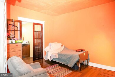 517 N Edgewood St, Baltimore, MD 21229 - photo 6