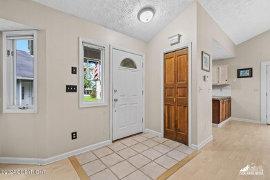 08-9756NEWHAVENLOOP_ZHM_08