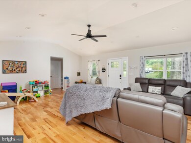 790 McDonald Rd, Winchester, VA 22602 - photo 7