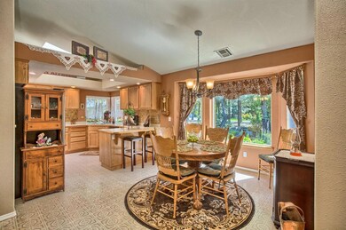 190 N Adeline Way, Merlin, OR 97532 - photo 5