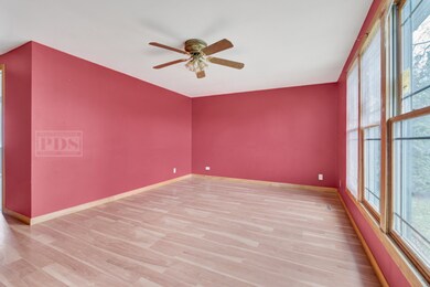 226 Granada Rd, Carpentersville, IL 60110 - photo 5