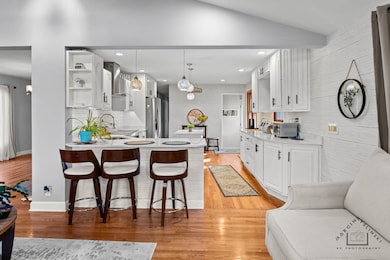 400 Crestview Rd, Fox River Grove, IL 60021 - photo 4