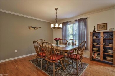 842 S Fork Dr, Easton, PA 18040 - photo 5