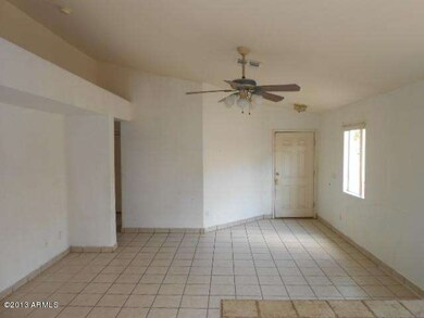 023-273694 Living Room