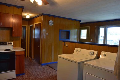 47 Winter St, Millinocket, ME 04462 - photo 3