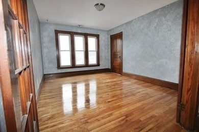 125 Vernon St unit C, Worcester, MA 01610 - photo 3