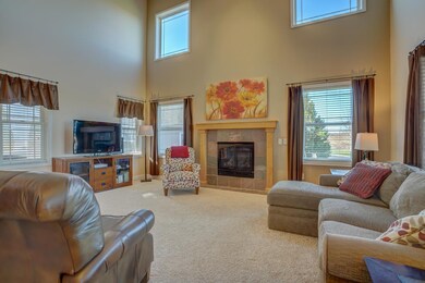 2892 Big Bluestem Pkwy, Fitchburg, WI 53711 - photo 4