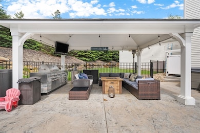 Covered patio for additional entertaining space