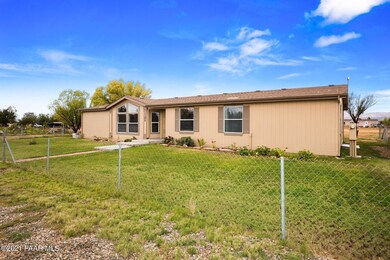 1102 W Saddle Rd, Paulden, AZ 86334 - photo 4
