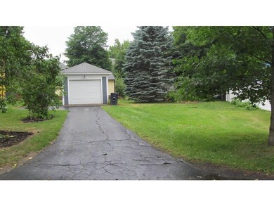 8 Cossitt Ave, Claremont, NH 03743 - photo 5