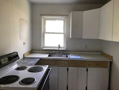 352-599388 kitchen (4)