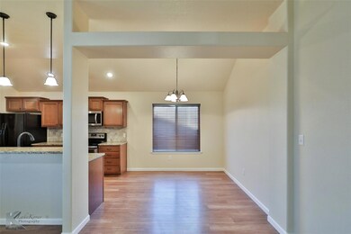 335 Foxtrot Ln, Abilene, TX 79602 - photo 4
