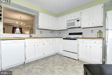 8135 Greenspring Valley Rd, Owings Mills, MD 21117 - photo 3