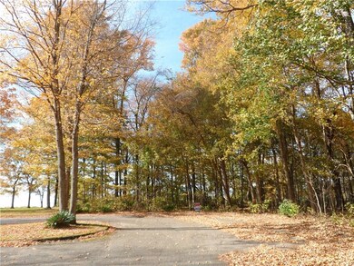 1195 S Eric Ln, Rushville, IN 46173 - photo 2