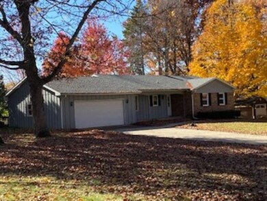 425 Oak Ridge Dr, Cedarville, IL 61013 - photo 7