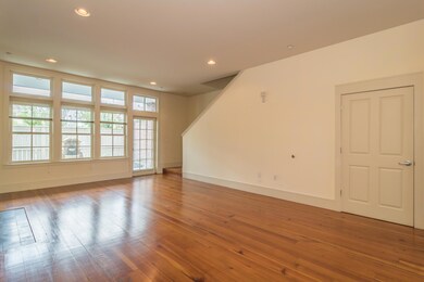 1125CamilliaBlvdInterior-3