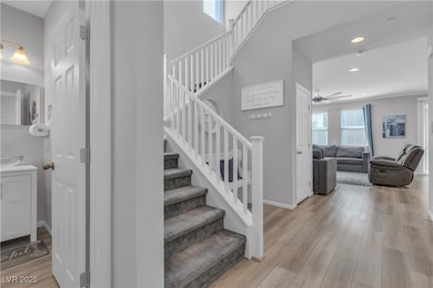 Entry way with vaulted ceilings.
