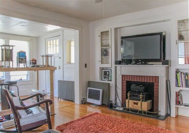 826 Main St, Warren, RI 02885 - photo 2