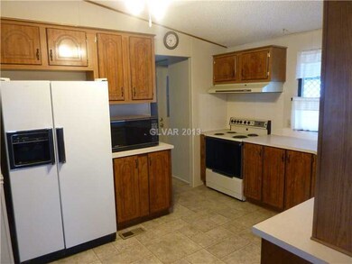 Kitchen. APPLIANCES INCLUDED