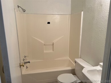 512 S Mission Ave, Tahlequah, OK 74464 - photo 7