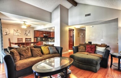 IT OFFERS A GREAT SPACIOUS AREA FOR FAMILY OR WHEN