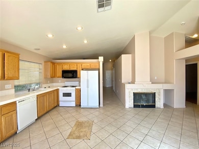 6617 Woodsworth Ave, Las Vegas, NV 89108 - photo 6