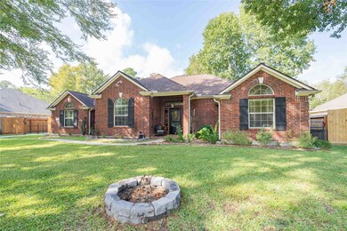 807 Douglas Fir Dr, Magnolia, TX 77354 - photo 3