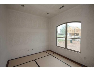 Studio/Study/Office.