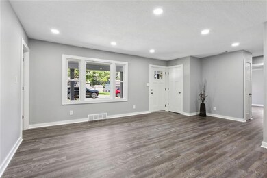 11209 W 68th Terrace, Shawnee, KS 66203 - photo 3