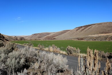 62092 Upper Rock Creek Rd, Lonerock, OR 97823 - photo 2