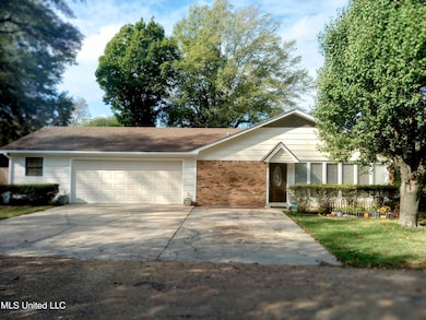 701 W Gresham St, Indianola, MS 38751 - photo 2