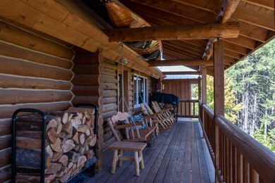 Large Main Floor Deck