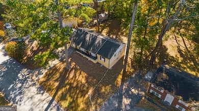 761 Robert e Lee Pkwy, Jonesboro, GA 30238 - photo 3