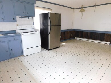 425 N Main St, Harrodsburg, KY 40330 - photo 3