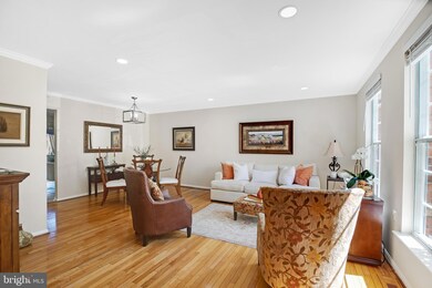 6102 Calico Pool Ln, Burke, VA 22015 - photo 4