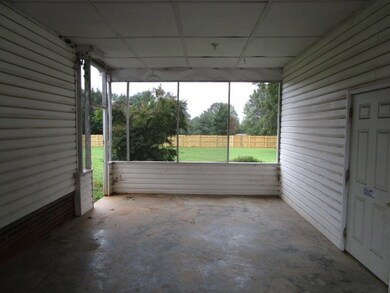 1136 Chalk Level Rd, Chatham, VA 24531 - photo 3