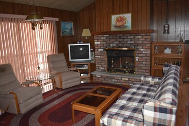 123 Boulder Dr, Hawley, PA 18428 - photo 2