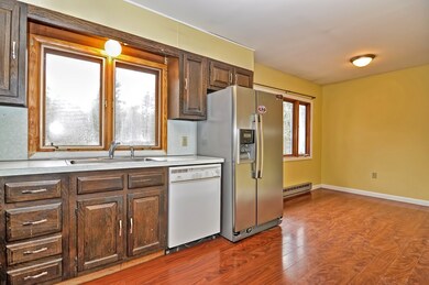 12 Walnut St, Douglas, MA 01516 - photo 4
