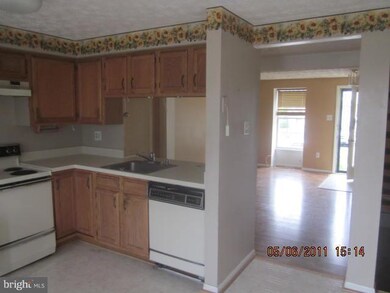 1323 Apple Ridge Ct, Edgewood, MD 21040 - photo 4