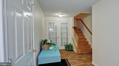 10521 Montrose Way, Manassas, VA 20109 - photo 4