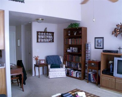 1091 Brookdale Ave, Medford, OR 97504 - photo 4