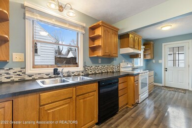 608 Vernon Ave, Lansing, MI 48910 - photo 7