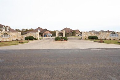1305 Carnoustie Dr, Ennis, TX 75119 - photo 4