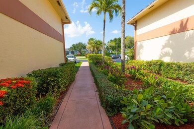 15234 Lakes of Delray Blvd unit 250, Delray Beach, FL 33484 - photo 2