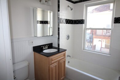 82 Brown St unit 4, Waltham, MA 02453 - photo 4