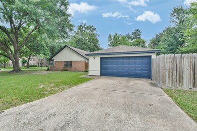 15702 Artoys Dr, Tomball, TX 77377 - photo 4