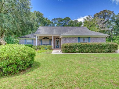 29 Purify Bay Rd, Crawfordville, FL 32327 - photo 2